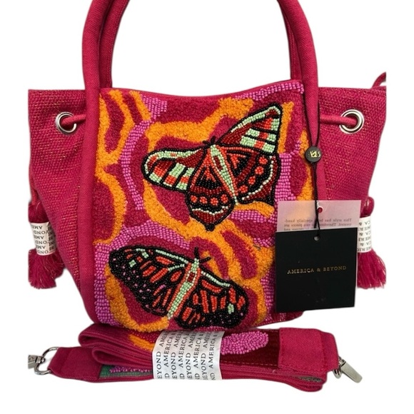 🦋🩷America & Beyond Vibrant Pink Beaded Butterfly Tote Bag🦋🩷NWT - Picture 1 of 16